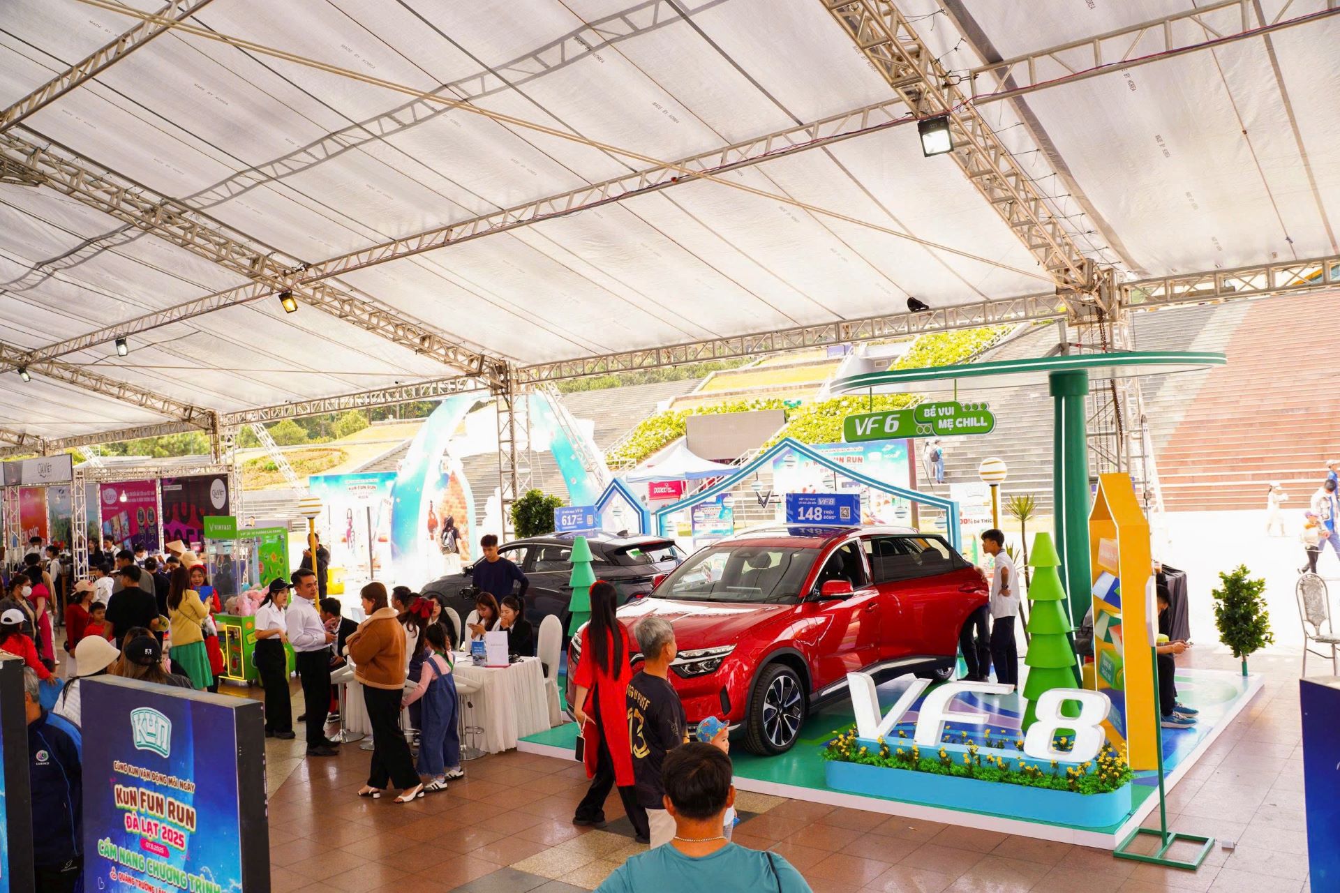 Người dùng có cơ hội sở hữu VF 6 dễ dàng với nhiều ưu đãi hấp dẫn.